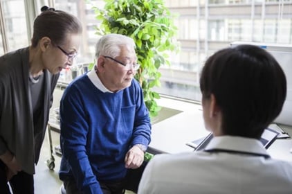 Dementia Coach. hand on shoulder-1